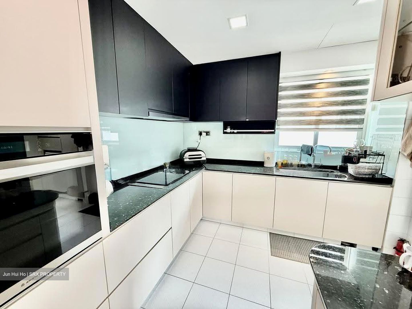 The Esparis (D18), Condominium #614622281